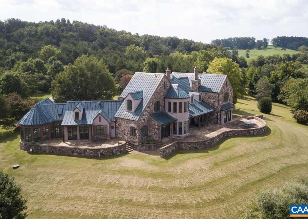 862 Stevens Road, Troutville, Virginia — 2