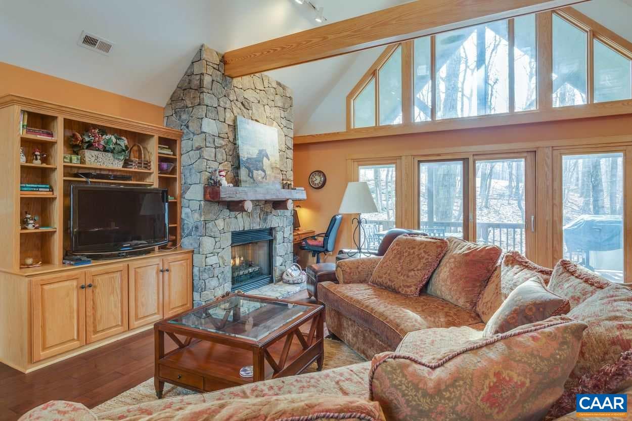 224 Deer Springs Lane, Wintergreen, Virginia